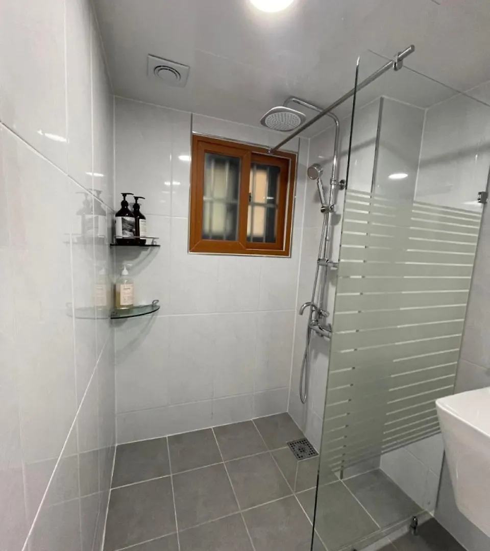 Quiet And Spacious 1-Bedroom Apt In Gangnam ソウル特別市 アパート