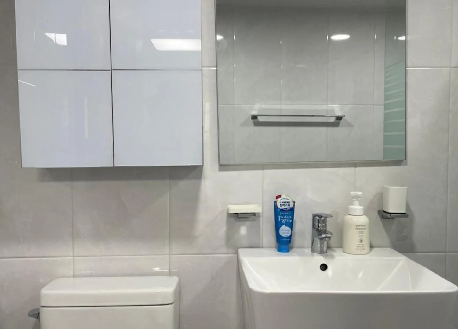 סיאול Quiet And Spacious 1-Bedroom Apt In Gangnam דירה